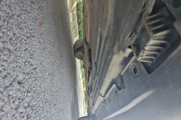 Used BMW X5  Chassis Rear Right