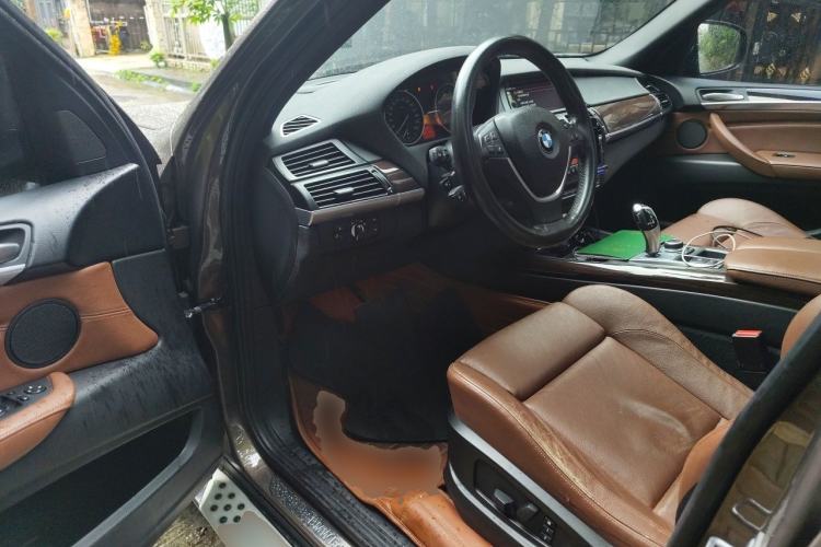 Used BMW X5 2013 xDrive35i Luxury Edition Driver Seat