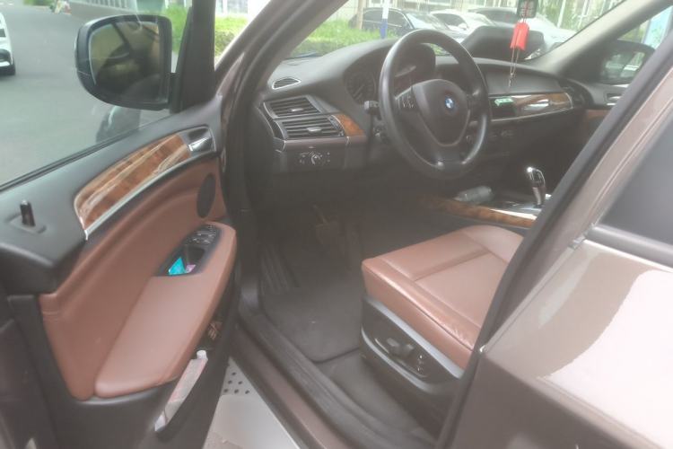 Used BMW X5 2013 xDrive35i Luxury Model Driver Seat