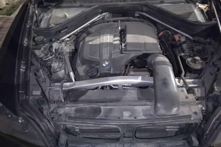 Used BMW X5 2013 xDrive35i Leading Model Engine Bay