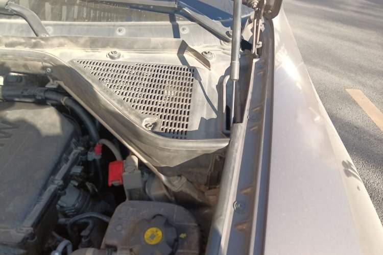 Used BMW X5 2013 xDrive35i Leading Model Engine Bay Left
