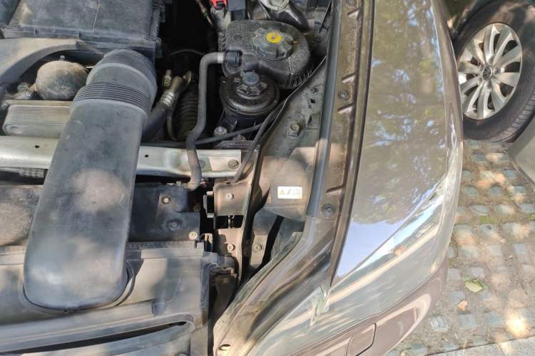 Used BMW X5 2013 xDrive35i Leading Model Engine Bay Left
