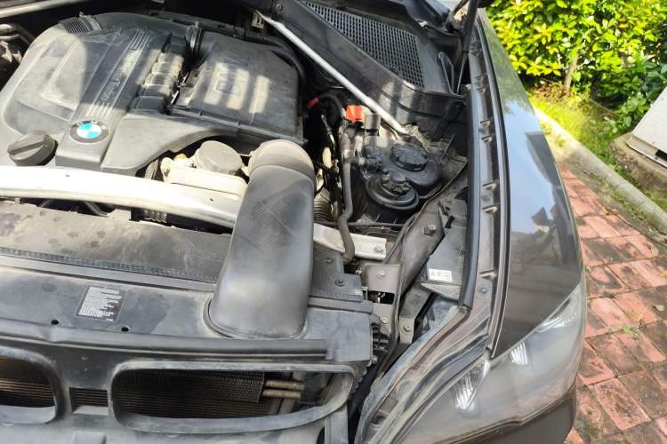 Used BMW X5  Engine Bay Left