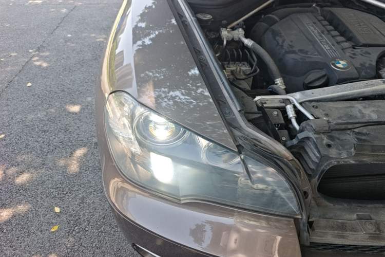 Used BMW X5  Engine Bay Right