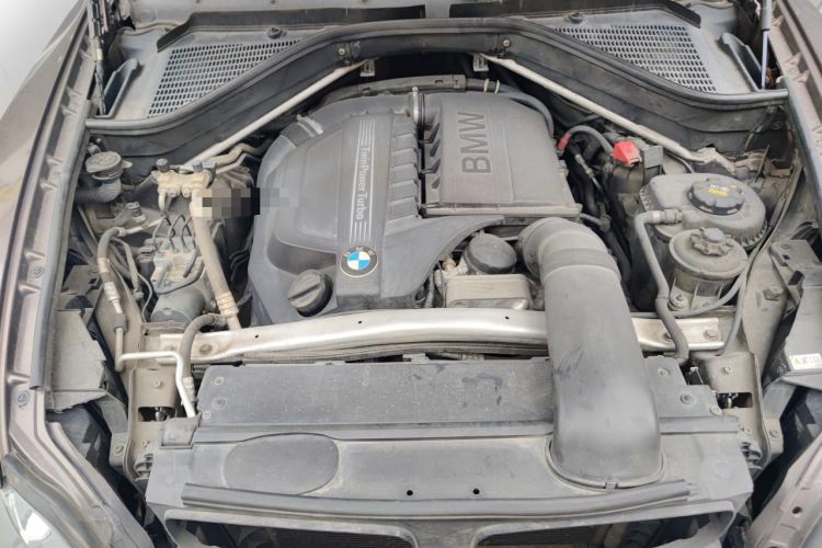 Used BMW X5 2013 xDrive35i Luxury Model Engine Bay