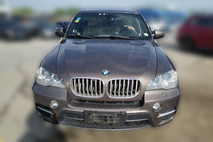 Used BMW X5 2013 xDrive35i Leading Model Front