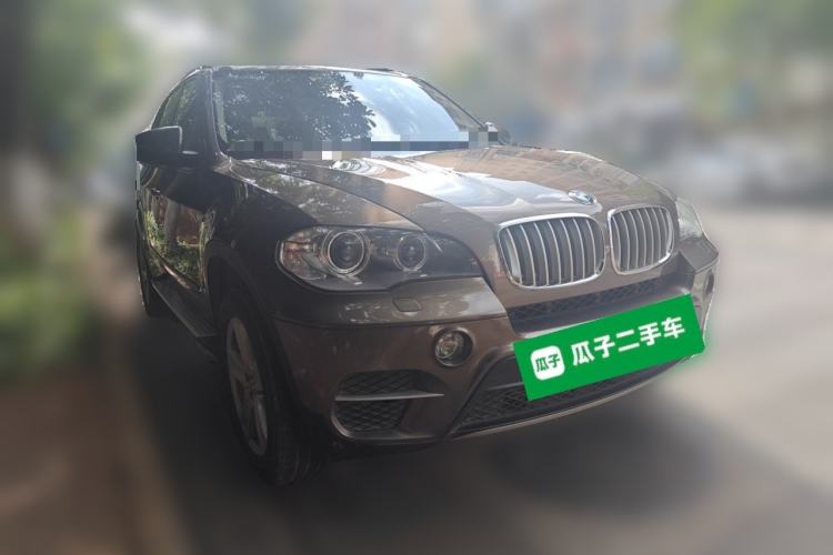 Used BMW X5 2013 xDrive35i Leading Model Front Right 45 Deg