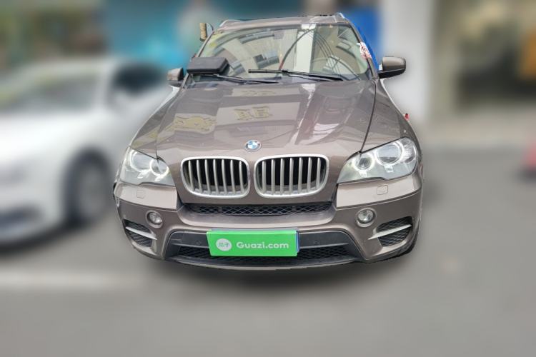 Used BMW X5 2013 xDrive35i Luxury Model Front