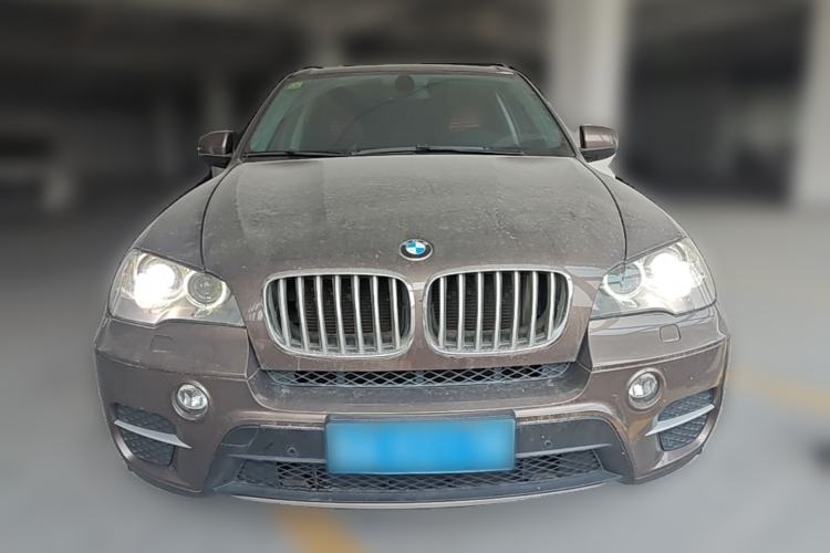 Used BMW X5 2013 xDrive35i Leading Model Front