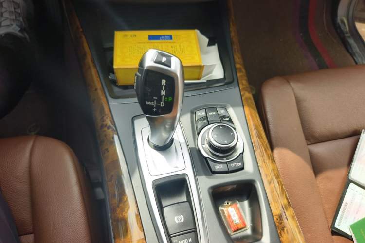 Used BMW X5 2013 xDrive35i Leading Model Gear Lever