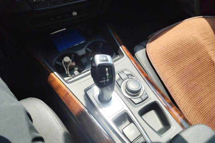 Used BMW X5  Gear Lever
