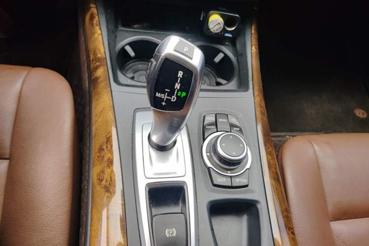 Used BMW X5 2013 xDrive35i Luxury Model Gear Lever