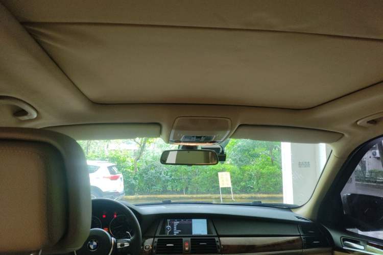 Used BMW X5 2013 xDrive35i Leading Model Headliner