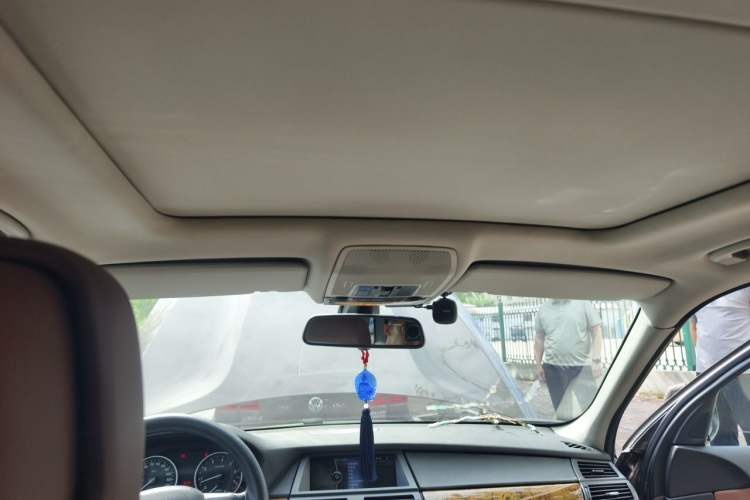 Used BMW X5 2013 xDrive35i Leading Model Headliner