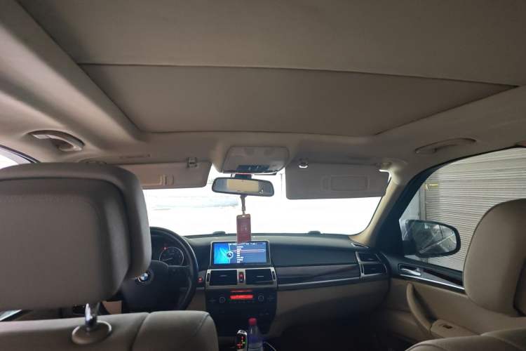 Used BMW X5  Headliner