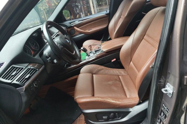 Used BMW X5 2013 xDrive35i Luxury Edition Left Front Seat