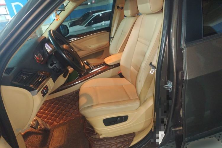 Used BMW X5 2013 xDrive35i Leading Model Left Front Seat