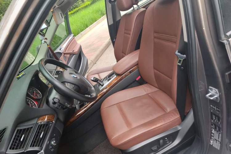 Used BMW X5 2013 xDrive35i Leading Model Left Front Seat