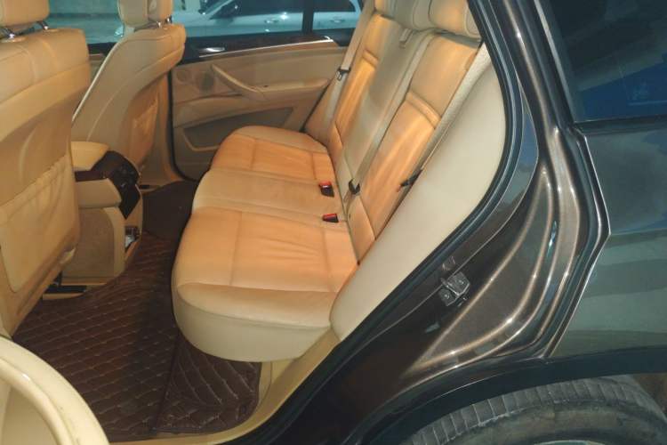 Used BMW X5 2013 xDrive35i Leading Model Left Rear Seat