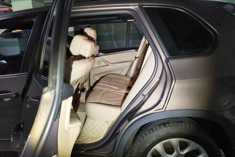 Used BMW X5 2013 xDrive35i Luxury Edition Left Rear Seat
