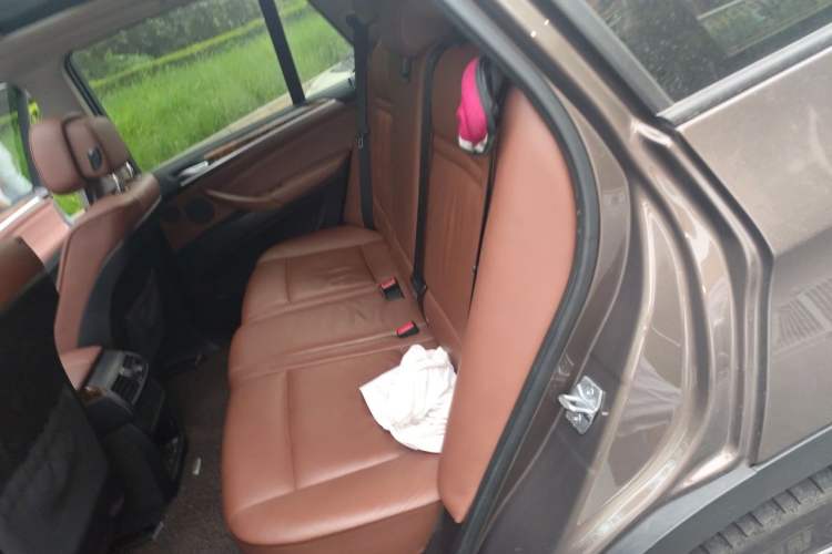 Used BMW X5 2013 xDrive35i Leading Model Left Rear Seat