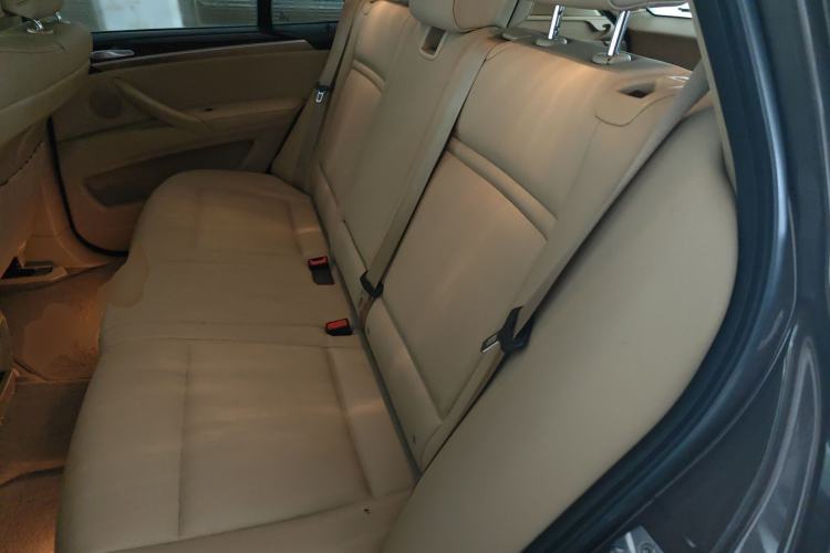 Used BMW X5  Left Rear Seat