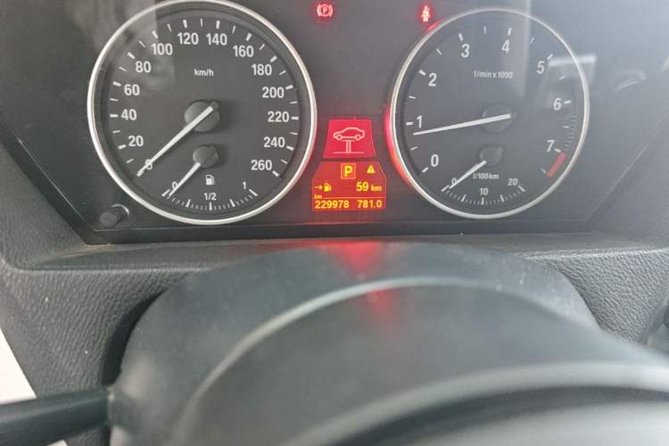 Used BMW X5  Odometer Close Up