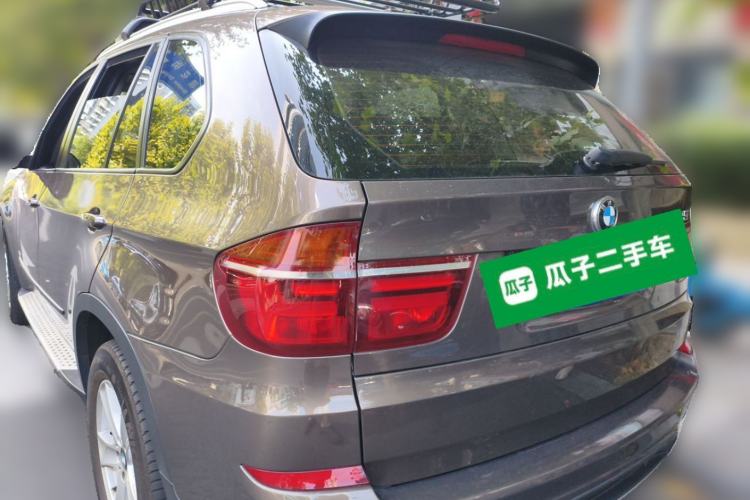 Used BMW X5 2013 xDrive35i Leading Model Rear Left 45 Deg