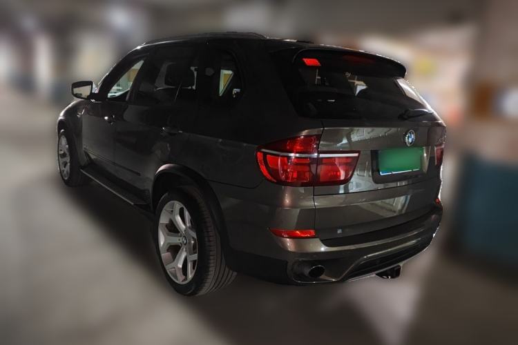 Used BMW X5  Rear Left 45 Deg