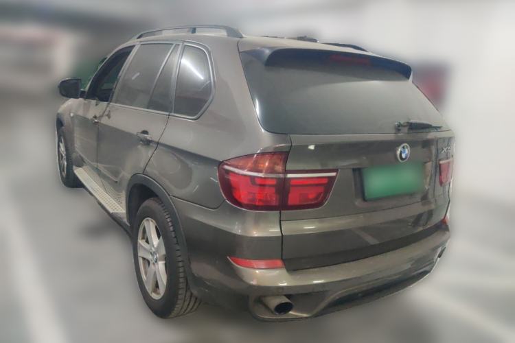 Used BMW X5 2013 xDrive35i Leading Model Rear Left 45 Deg