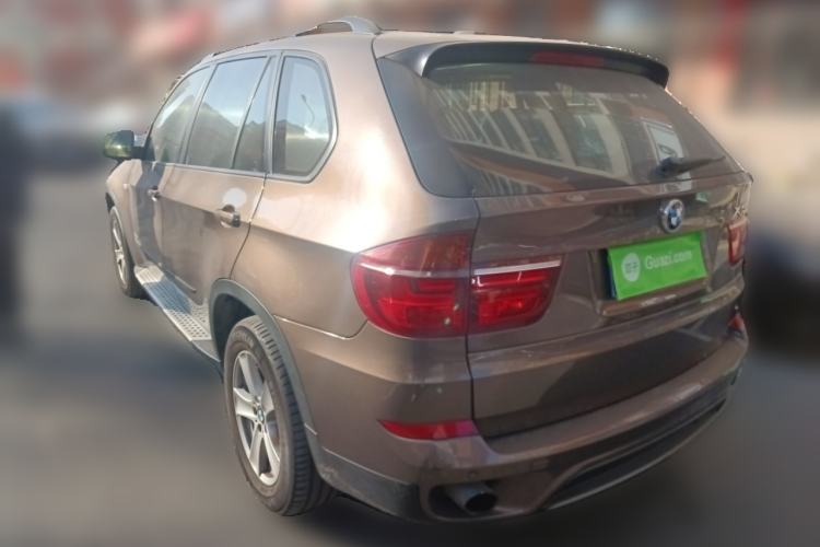 Used BMW X5 2013 xDrive35i Leading Model Rear Left 45 Deg