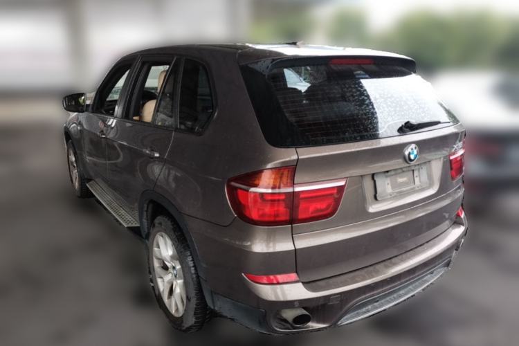 Used BMW X5 2013 xDrive35i Leading Model Rear Left 45 Deg