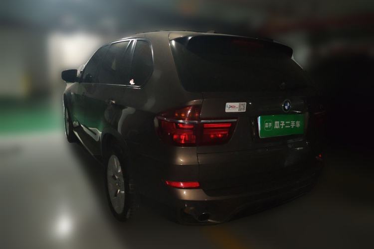 Used BMW X5 2013 xDrive35i Luxury Edition Rear Left 45 Deg