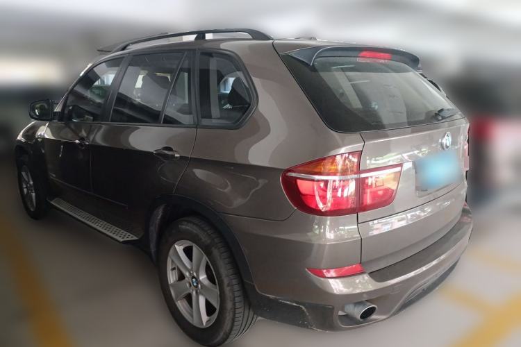 Used BMW X5 2013 xDrive35i Leading Model Rear Left 45 Deg