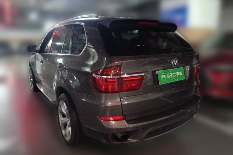 Used BMW X5 2013 xDrive35i Luxury Edition Rear Left 45 Deg