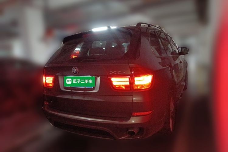 Used BMW X5 2013 xDrive35i Leading Model Rear Right 45 Deg