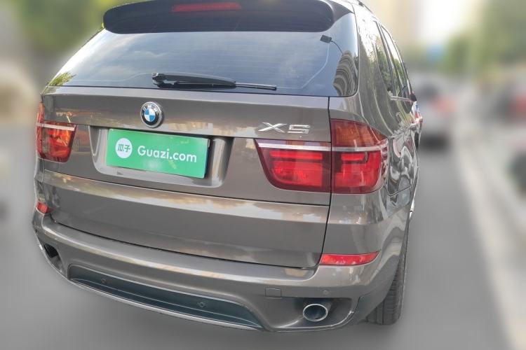 Used BMW X5 2013 xDrive35i Leading Model Rear Right 45 Deg