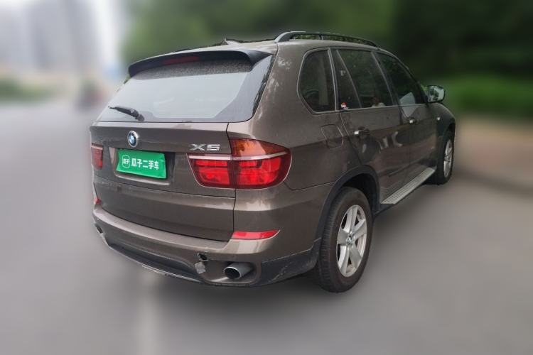 Used BMW X5 2013 xDrive35i Leading Model Rear Right 45 Deg