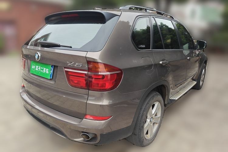 Used BMW X5 2013 xDrive35i Leading Model Rear Right 45 Deg