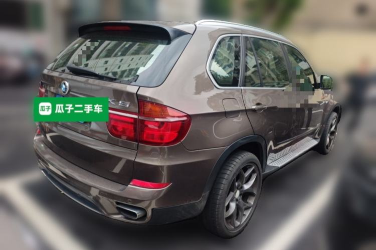 Used BMW X5 2013 xDrive35i Luxury Model Rear Right 45 Deg