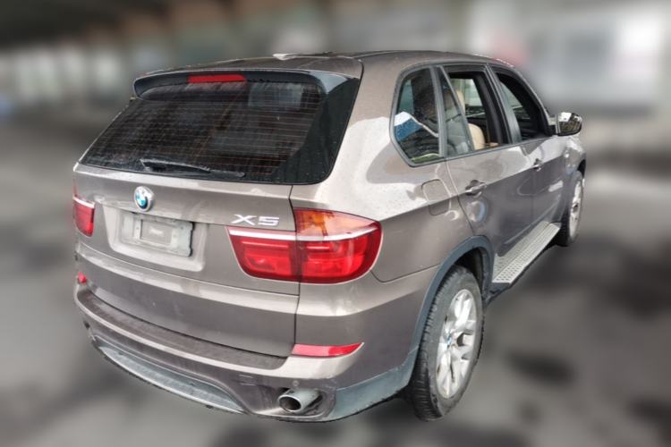 Used BMW X5 2013 xDrive35i Leading Model Rear Right 45 Deg