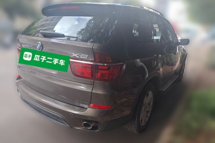 Used BMW X5 2013 xDrive35i Leading Model Rear Right 45 Deg