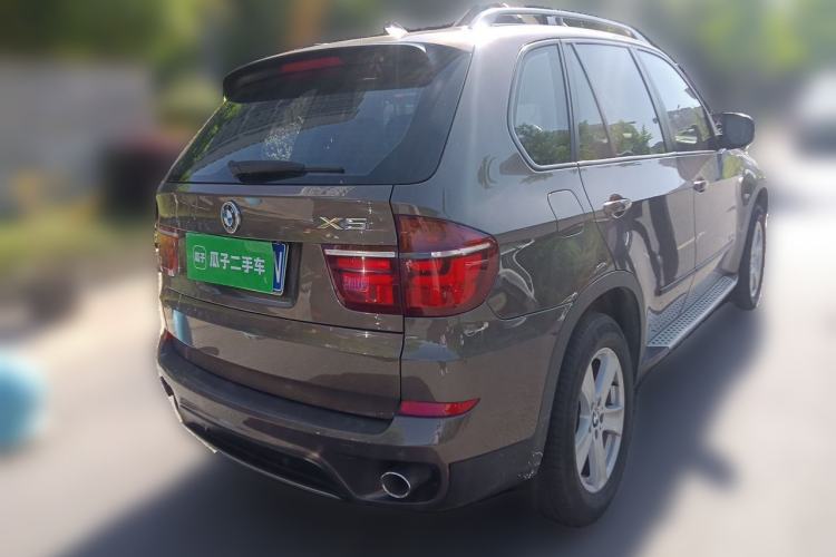 Used BMW X5 2013 xDrive35i Leading Model Rear Right 45 Deg