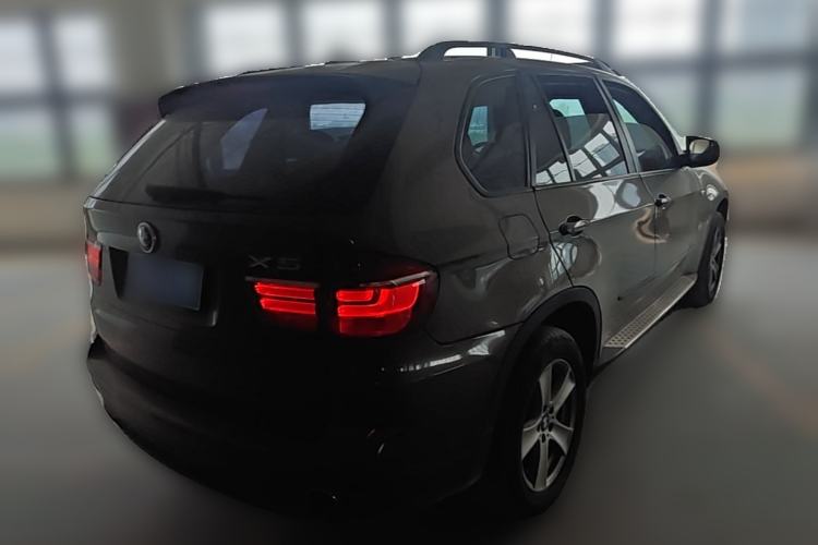 Used BMW X5 2013 xDrive35i Leading Model Rear Right 45 Deg