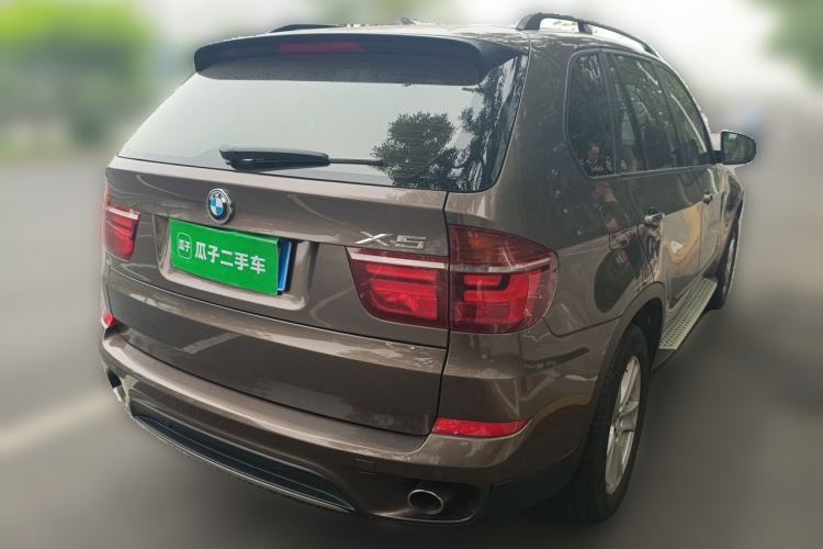 Used BMW X5 2013 xDrive35i Leading Model Rear Right 45 Deg
