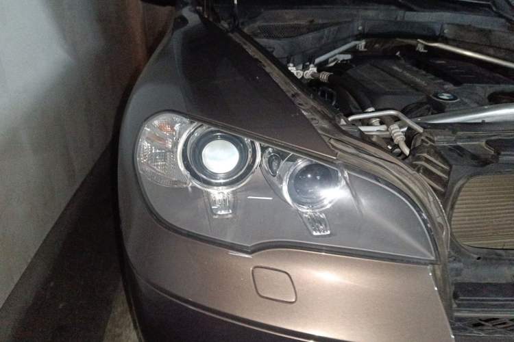Used BMW X5 2013 xDrive35i Leading Model Right Front Headlight