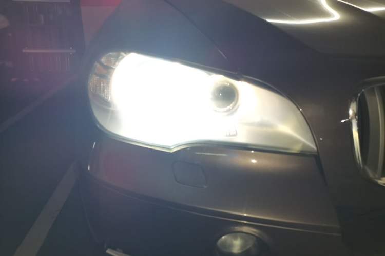 Used BMW X5 2013 xDrive35i Leading Model Right Front Headlight