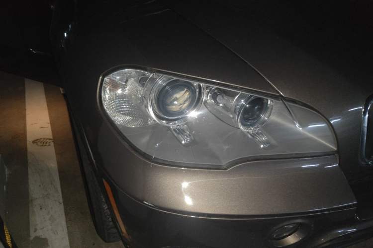 Used BMW X5 2013 xDrive35i U.S. specification Right Front Headlight