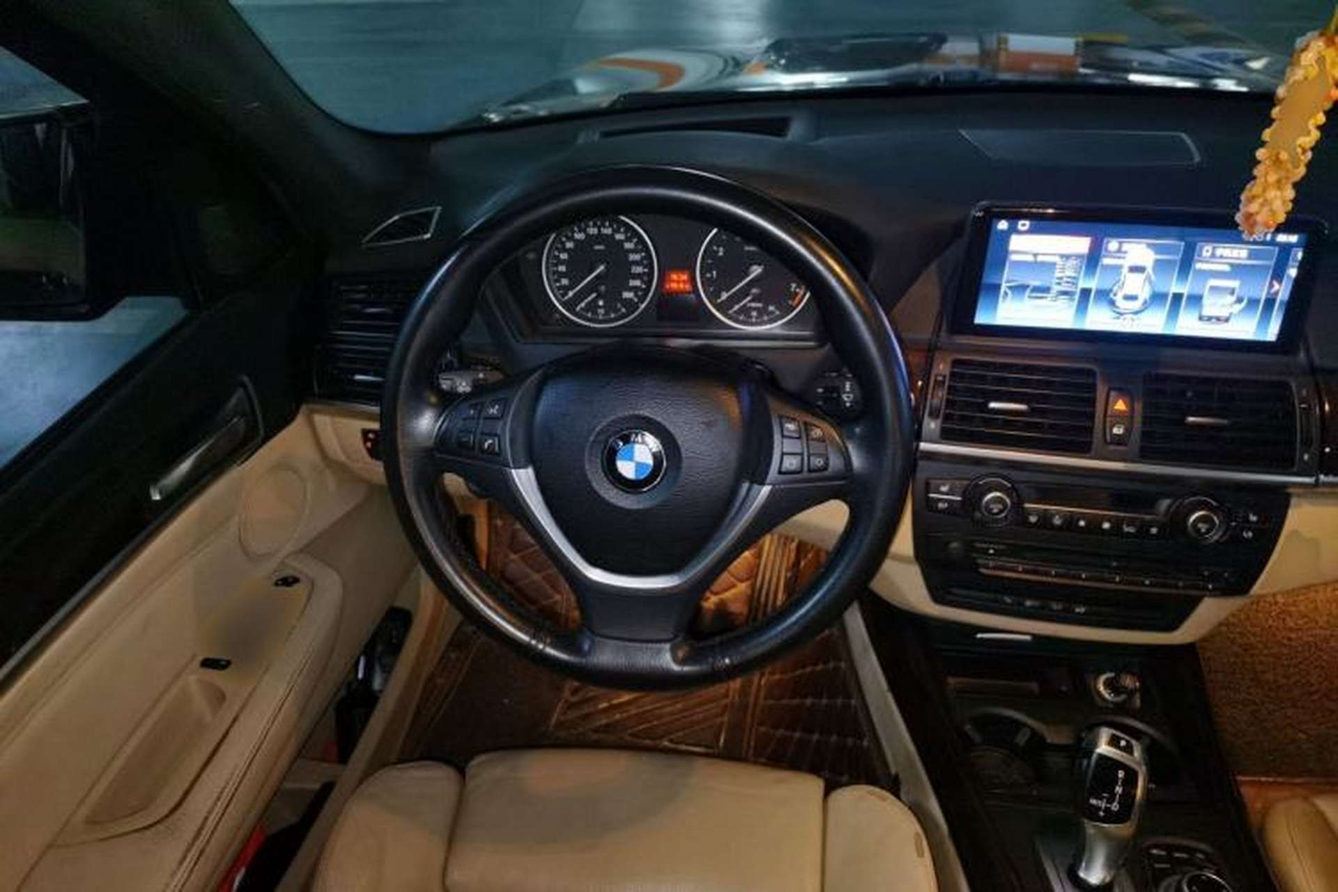 Used BMW X5 2013 xDrive35i Leading Model Steering Wheel