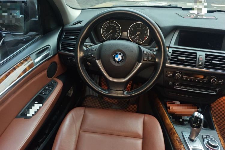 Used BMW X5 2013 xDrive35i Luxury Model Steering Wheel